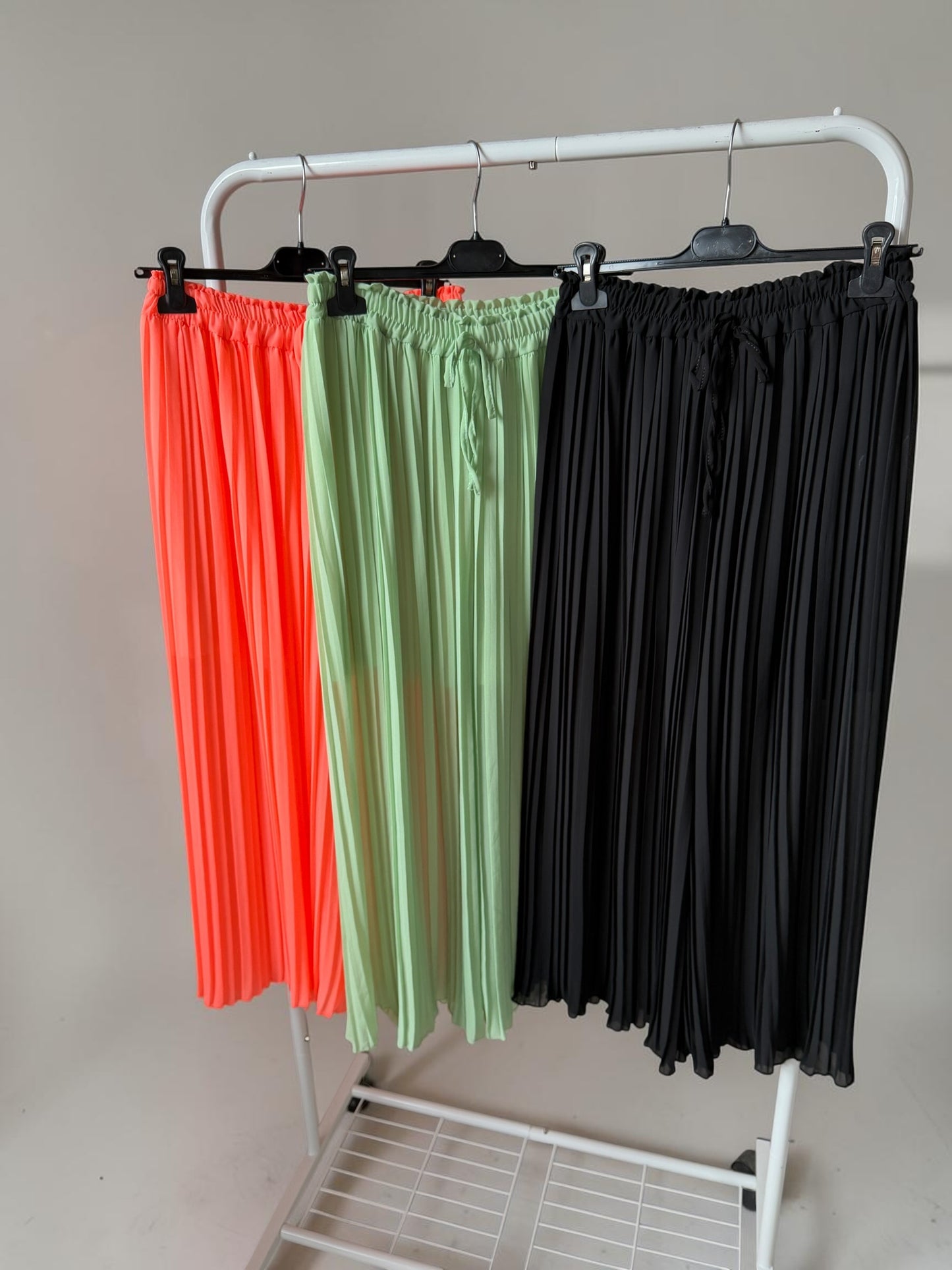 Luftige Plissee-Palazzohose „Summer Breeze“ – Elastischer Bund & Weites Bein