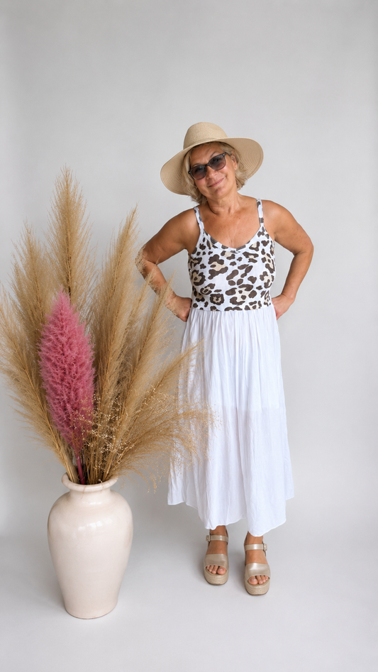 Maxikleid mit Leo-Print Oberteil und fließendem Rock – luftiges Sommerkleid mit Spaghettiträgern