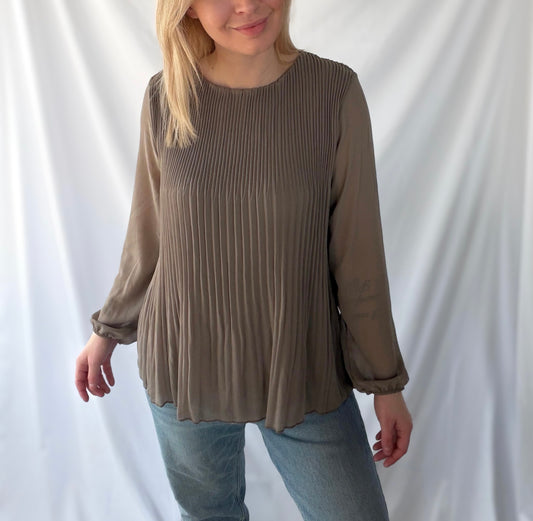 Feinraummode Plissee Bluse Lea für Damen, elegante Bluse mit feinem Faltenmuster, ideal für schlichte, stilvolle Outfits