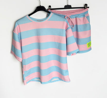 Kurzes Oversized Lounge-Set „Summer Stripes“