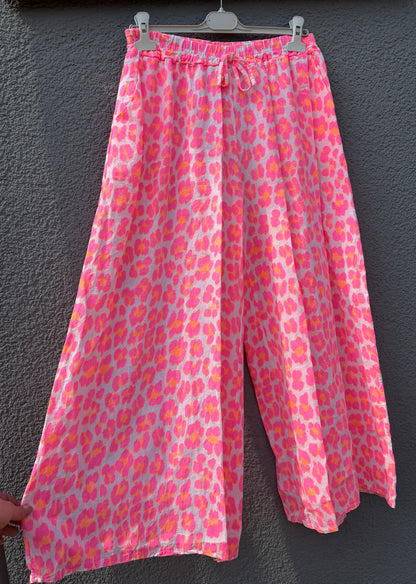 Weite Hose Leo Print pink