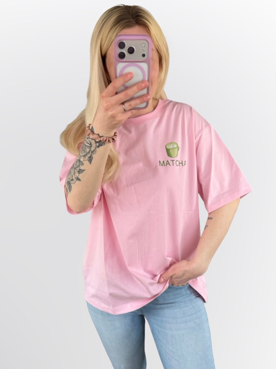 Rosa Matcha T-Shirt – Oversized Shirt mit Print