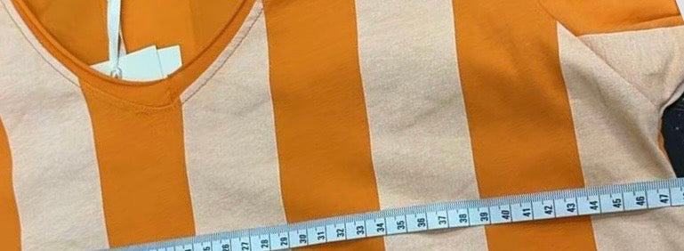 Luftiges Maxikleid mit Blockstreifen in Orange & Beige