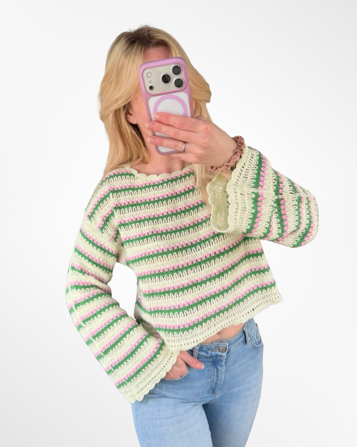 Gestreifter Häkelpullover im Boho Style