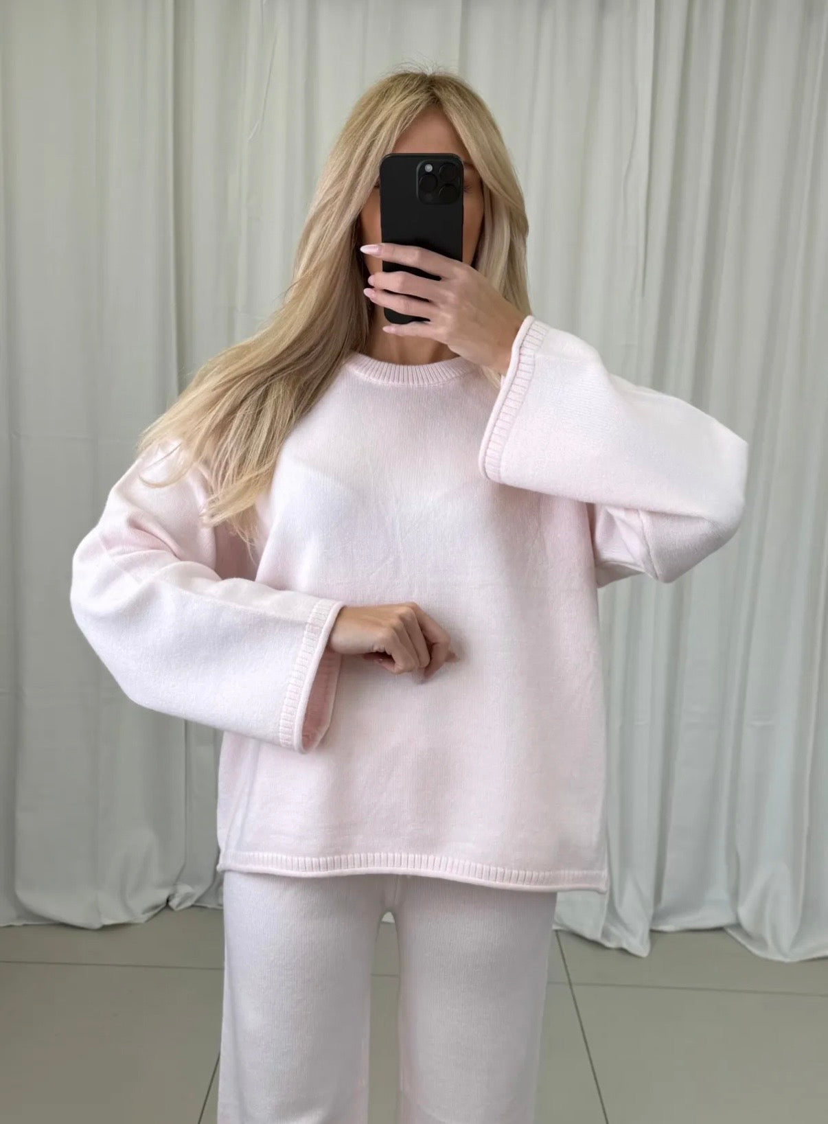 Cozy Oversize Sweater - Feinraummode 