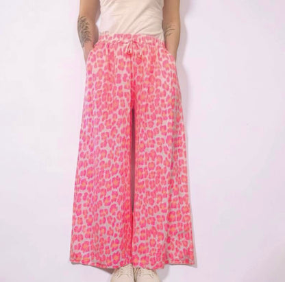Weite Hose Leo Print pink