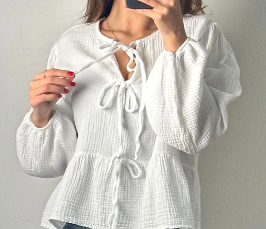 Musselinbluse mit Schleifen Isa - Feinraummode