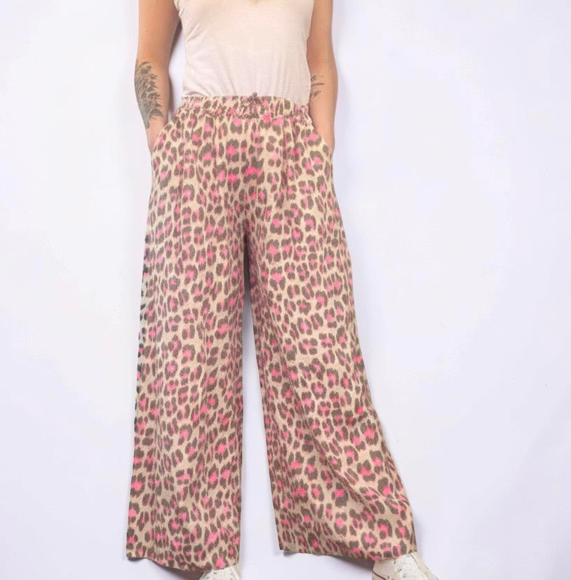 Weite Hose Leo Print grau