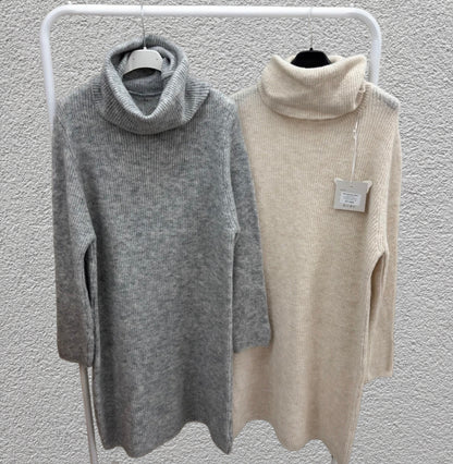 Strickkleid Kragen - Feinraummode