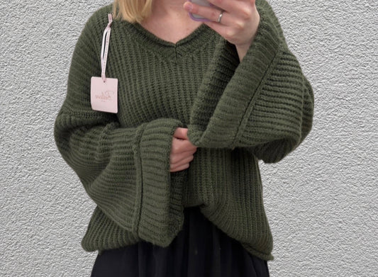 Kuschelpulli mit weiten Ärmeln￼ - Feinraummode