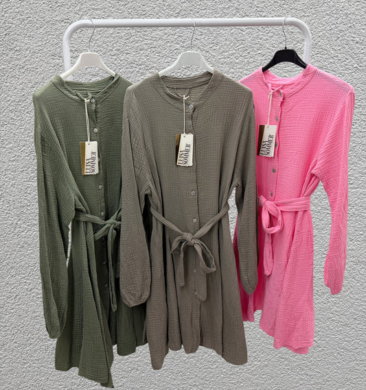 Musselinkleid mit Knöpfen - Feinraummode