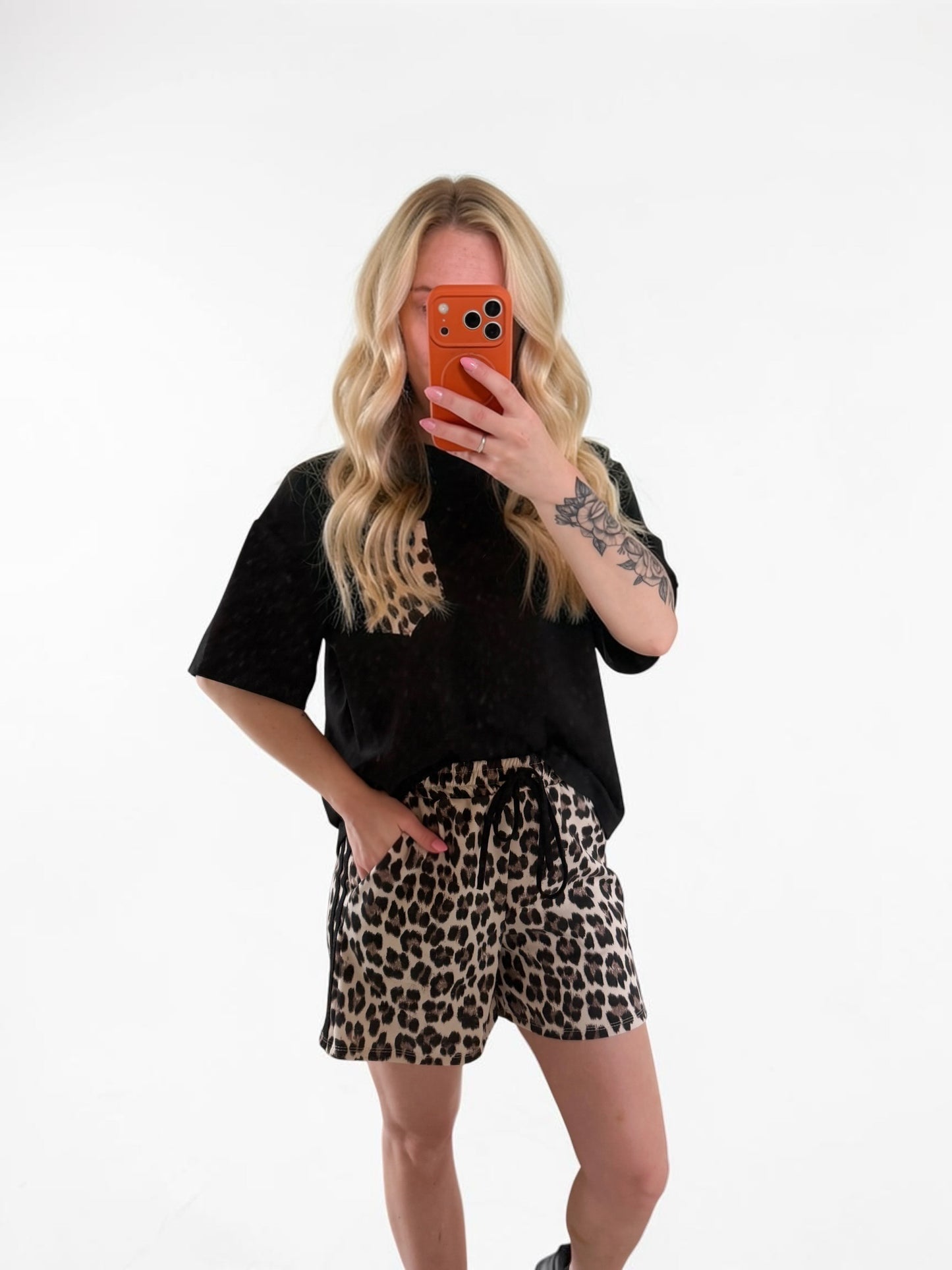 Lässiges Leo-Print Lounge-Set „Wild Comfort“